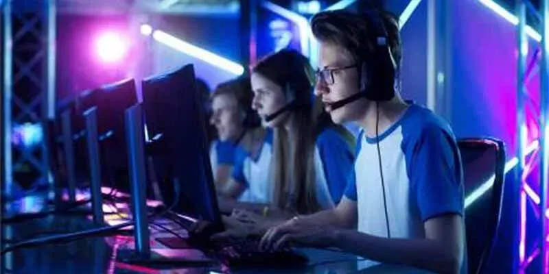 Người chơi đang phân tích tỷ lệ và meta game để đặt cược MOBA hiệu quả tại địa chỉ 69VN